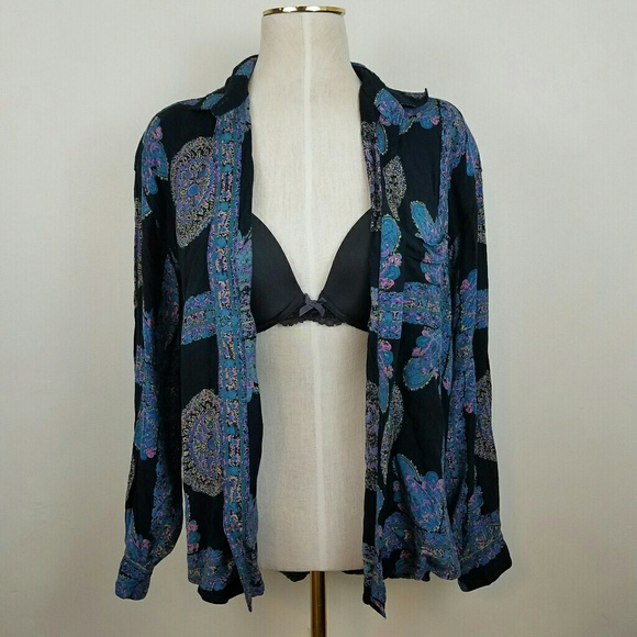 Button down top - Picture 3 of 8